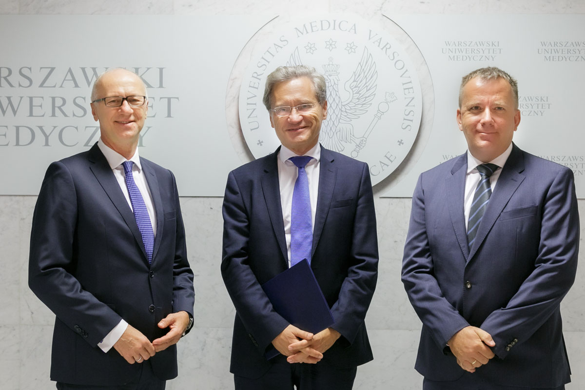 przekazanie-daru-fundacji-citi-handlowy-oraz-pcpm-08