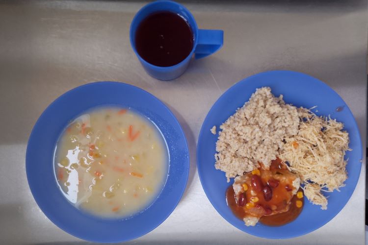 16.04.2024 Obiad dieta podstawowa SKDJ