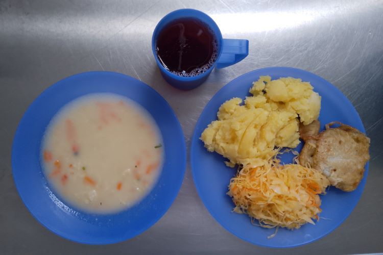 26.04.2024 Obiad dieta podstawowa SKDJ