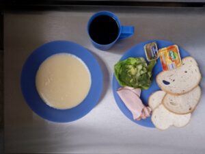 20.08.2024-sniadanie-dieta-latwostrawna-skdj