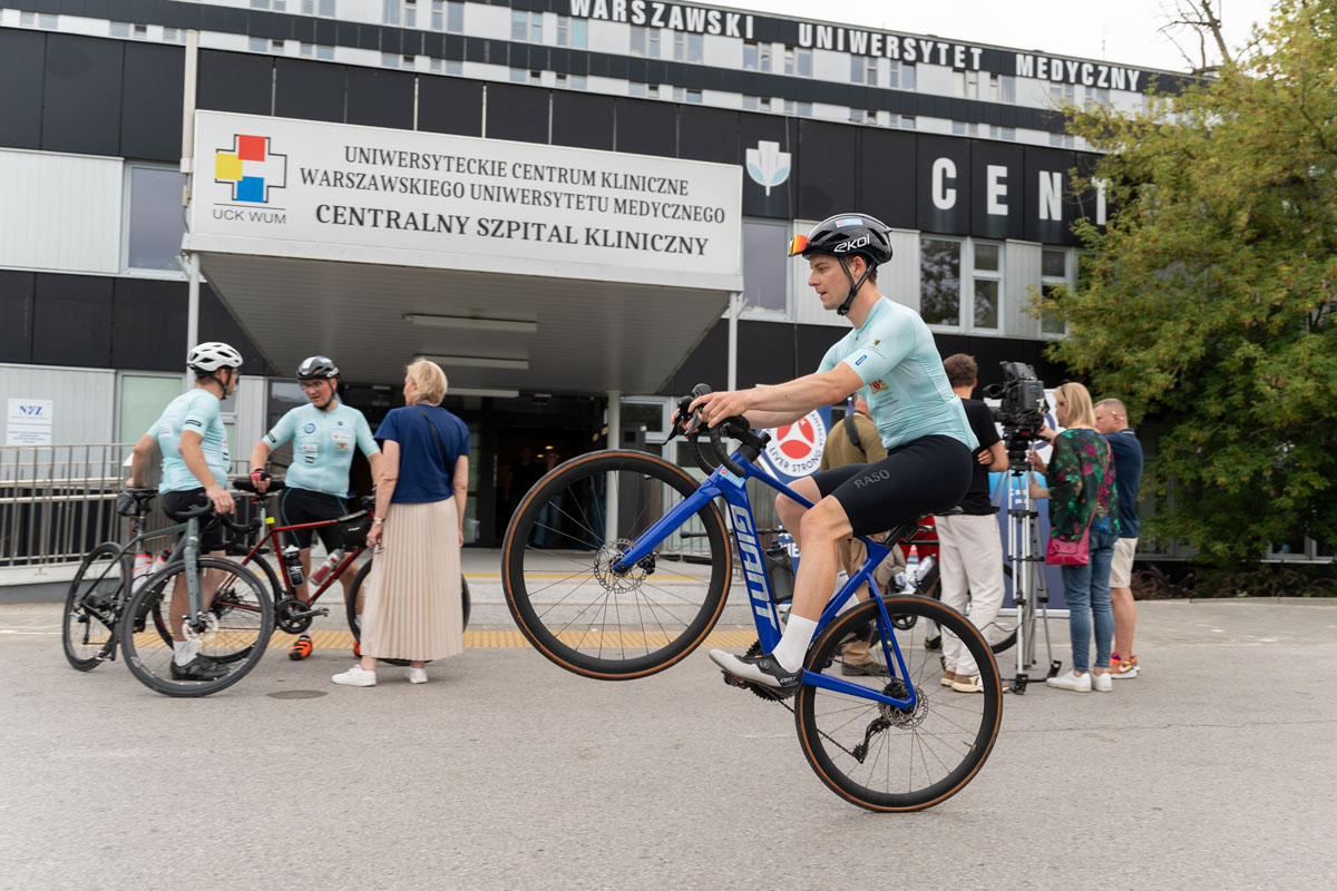 rajd rowerowy Transplant tour z morza do gór; Kampus Banacha; WUM